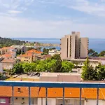 Marivan Centar&beach Makarska