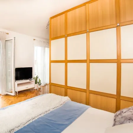 Marivan Centar&beach Makarska