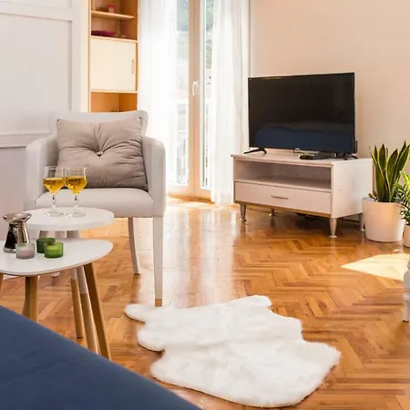 Apartment Marivan Centar&beach