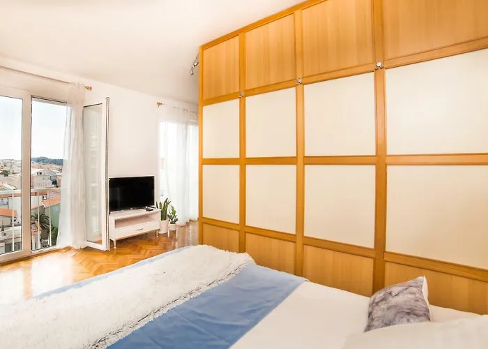 Marivan Centar&beach Makarska