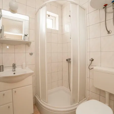 Marivan Centar&beach